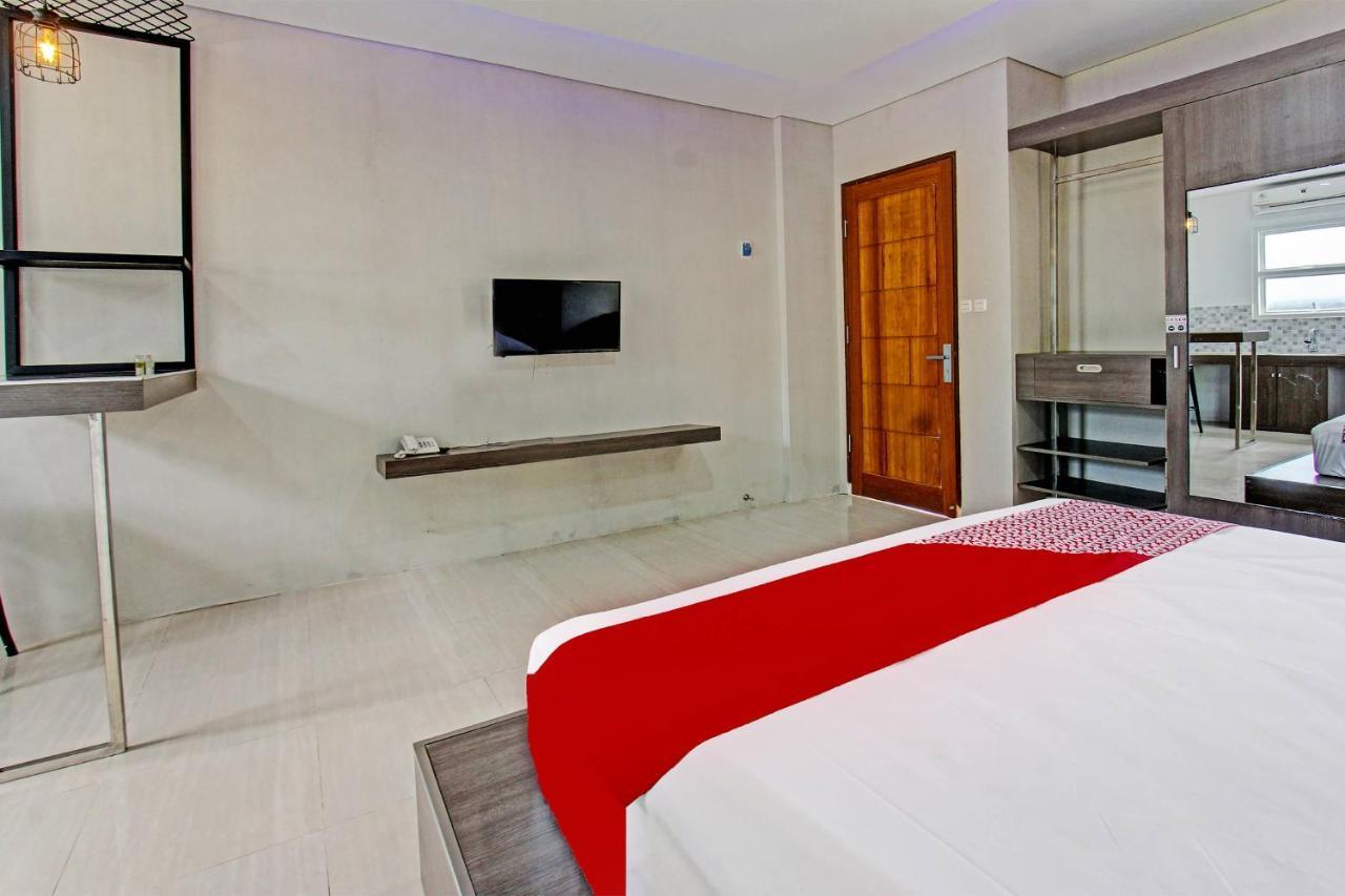 Capital O 91384 Rintaka Residence 셍기기 외부 사진